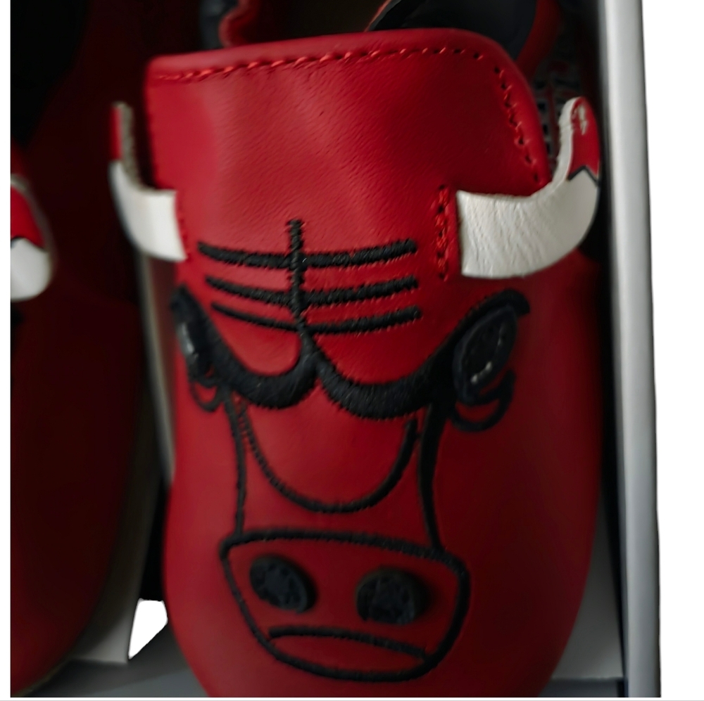 Robeez NEW Chicago Bulls NBA Soft Sole Casual 100% Leather Shoes. Benny The Bull - Picture 5 of 8
